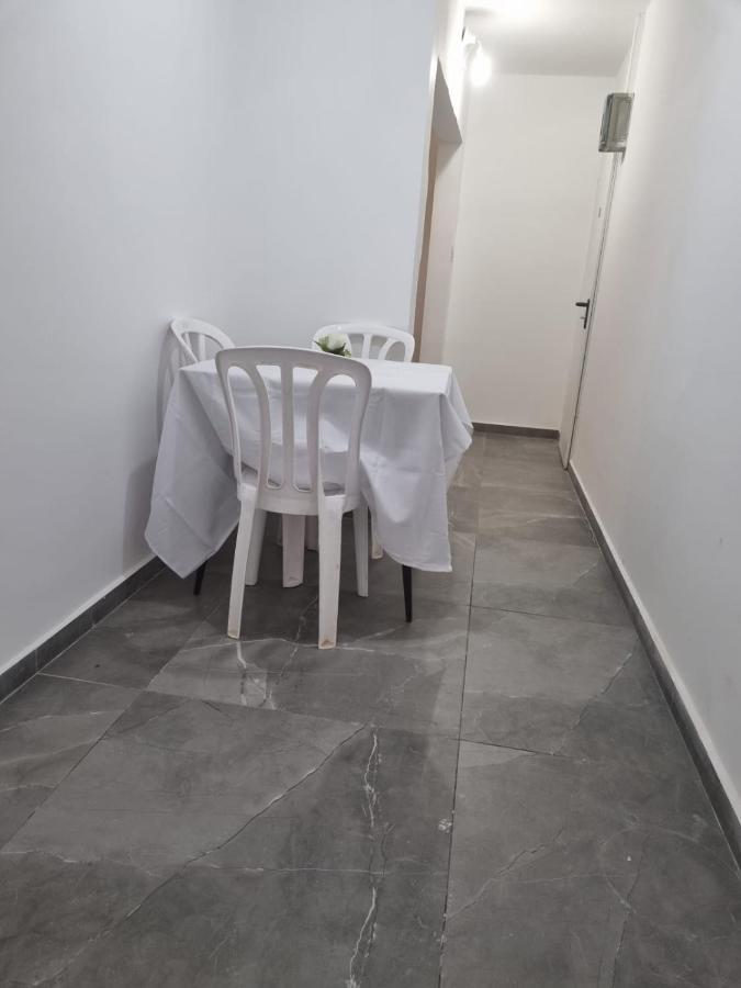 בובה של דירה Apartment Ейлат Екстериор снимка